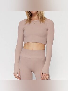 Spiritual Gangster Serene Seamless Twist Back - Long Sleeve